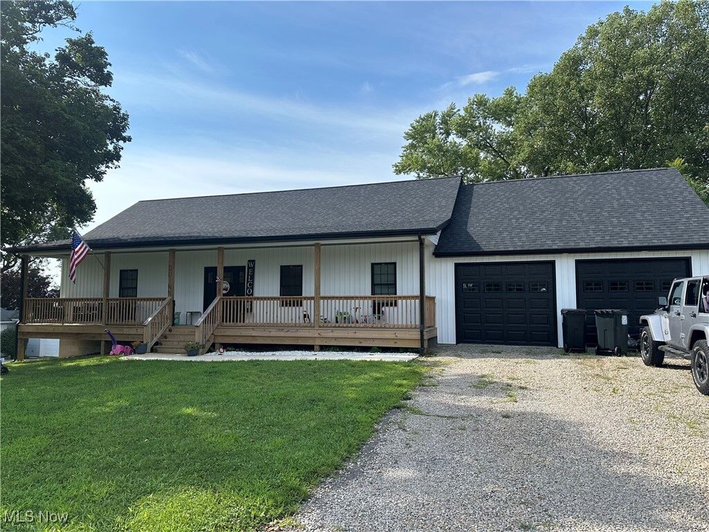 Property Photo:  1780 Candlestick Drive  OH 43701 