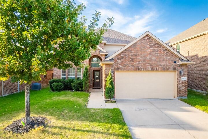 Property Photo: 10024 Kemah Place TX 75071