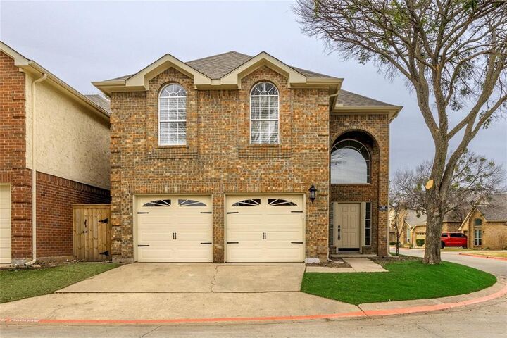 Property Photo: 362 Arbor Lane TX 76039