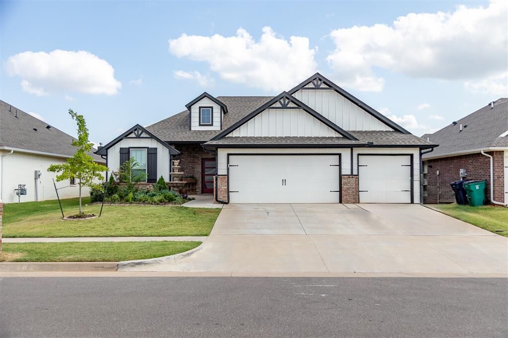 Property Photo:  8308 NW 163rd Street  OK 73013 