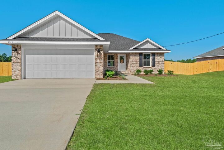 Property Photo: 7929 Twin Lake Dr FL 32583