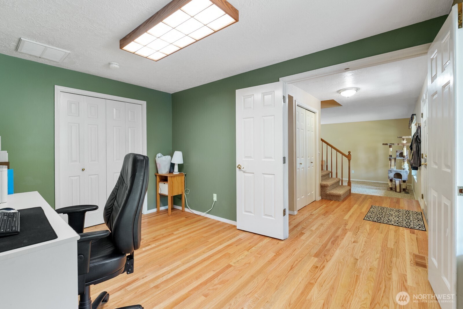32738  6th Avenue SW  Federal Way WA 98023 photo