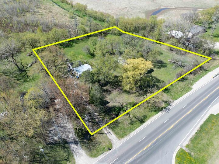 Property Photo: W315 State Road 54 WI 54155-9667