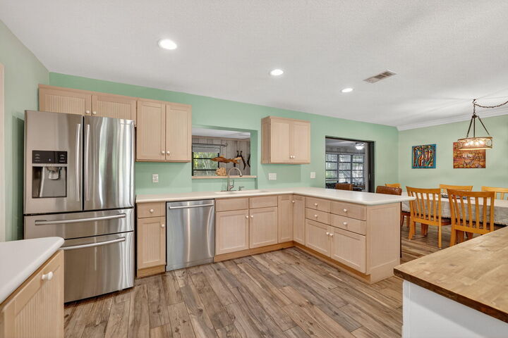 Property Photo:  5133 SE Tall Pines Way  FL 34997 