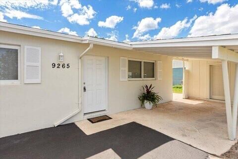 Property Photo:  9265 Bloomfield Drive  FL 33410 