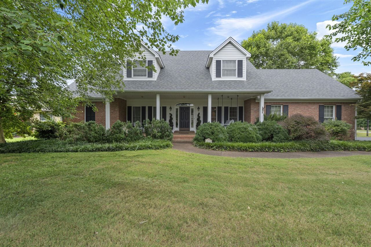 Property Photo: 1330 Walnut Way KY 42104