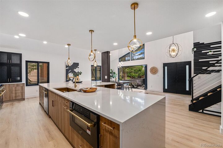 Property Photo:  118 S Eldridge Way  CO 80401