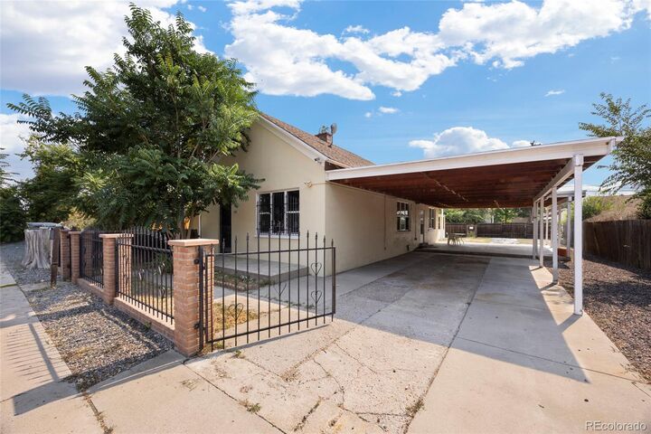 4762 High Street  Denver CO 80216 photo