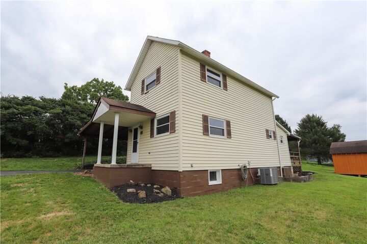 Property Photo:  513 Bucktown Rd  PA 15611 
