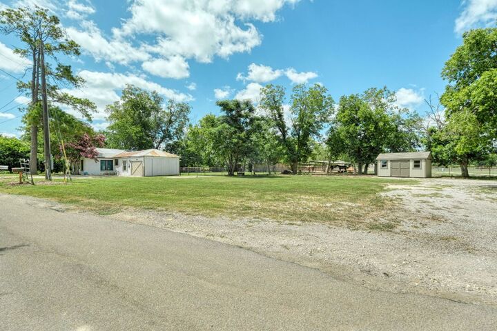 Property Photo: 1032 County Road 340 TX 78611