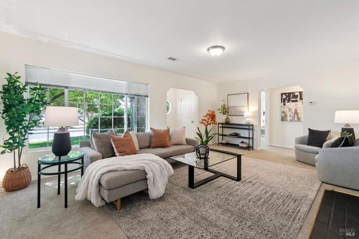 Property Photo:  1039 Stevenson Street  CA 95404 