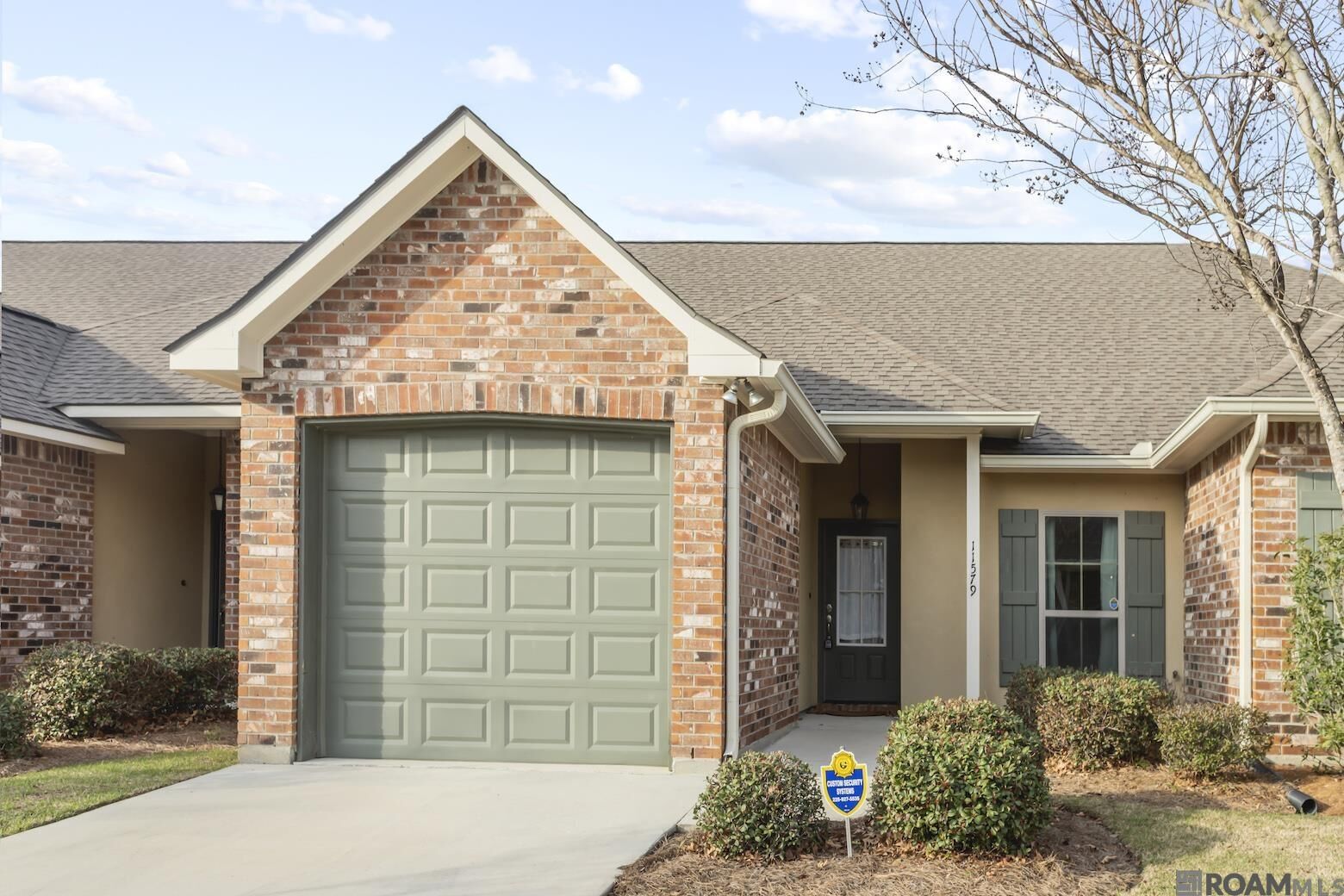 Property Photo:  11579 Cottagecreek Rd  LA 70816 