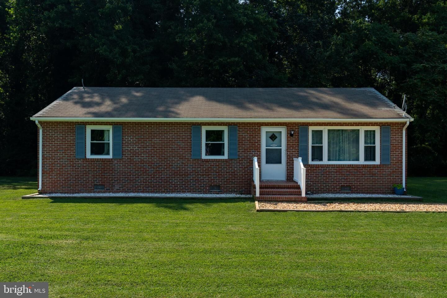 Property Photo: 15362 Kings Highway VA 22520