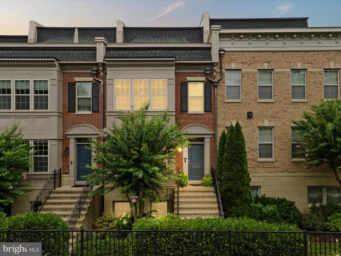 Property Photo:  521 Overlook Park Drive 49  MD 20745 