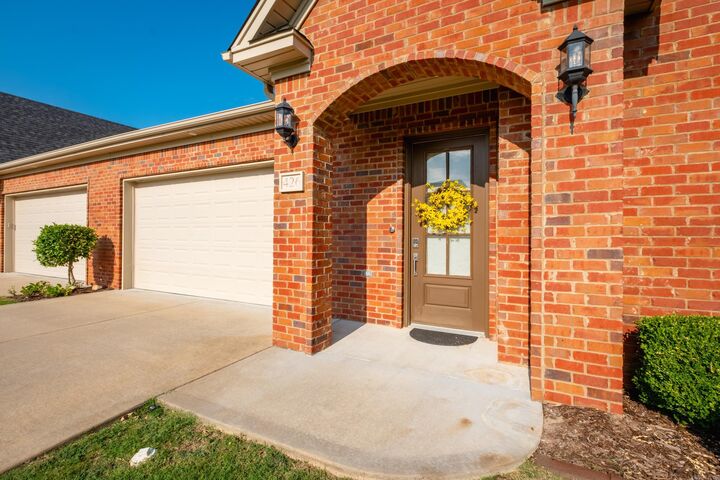 Property Photo:  426 Valley Ranch Circle  AR 72223 