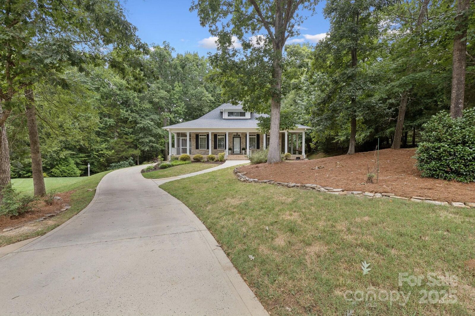 Property Photo: 8834 Wingard Road NC 28173