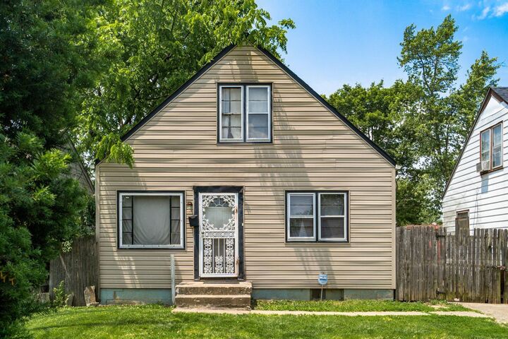 Property Photo: 2335 Jefferson Avenue OH 43211