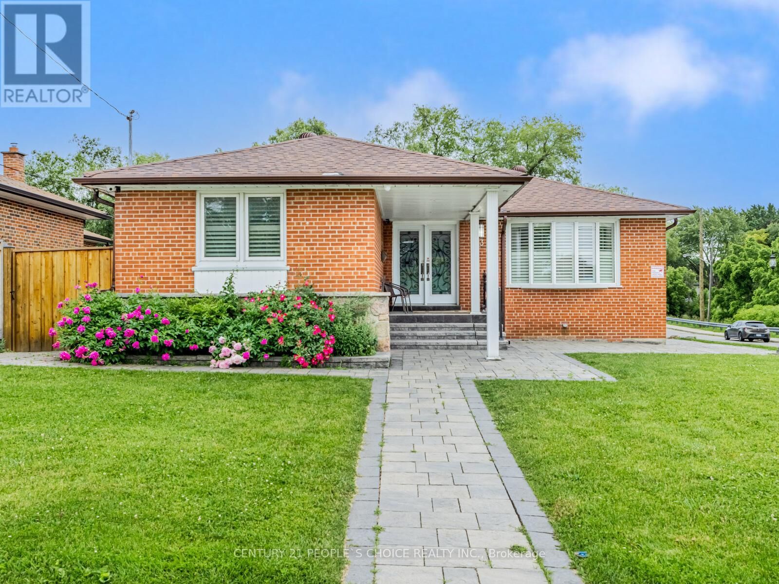 Property Photo:  43 Shendale Drive  ON M9W 2B4 