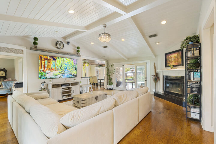 Property Photo: 2844 Longleaf Road FL 32405