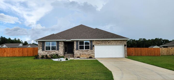 Property Photo: 2535 Rutgers Road FL 32536