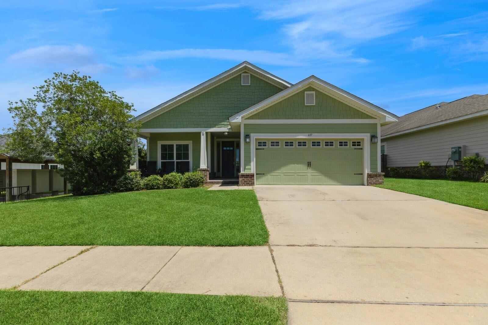 Property Photo:  697 Marquis Way  FL 32439 