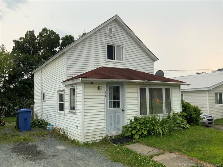 Photo de la propriété: 123 St. James Street NB E7M 2T3