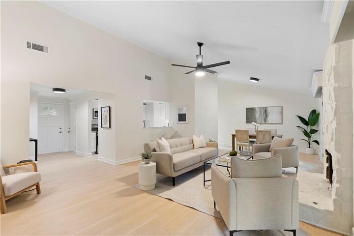 Property Photo: 10630 Worthington Hills Manor GA 30076