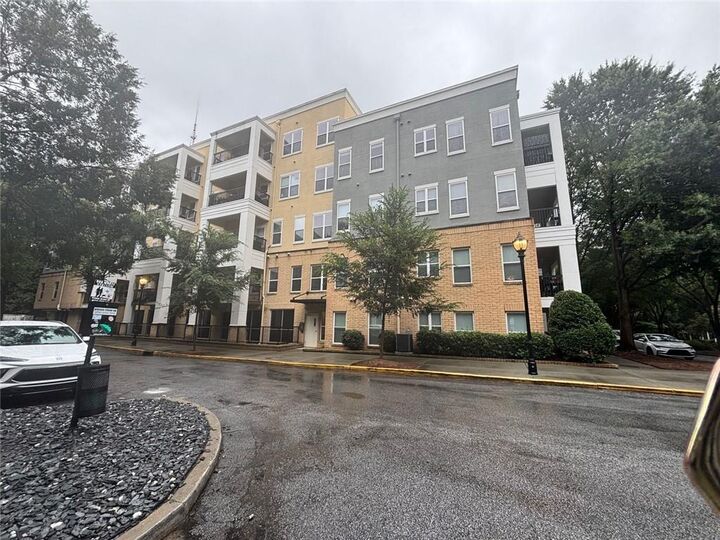 Property Photo:  870 Inman Village Parkway NE 405  GA 30307 