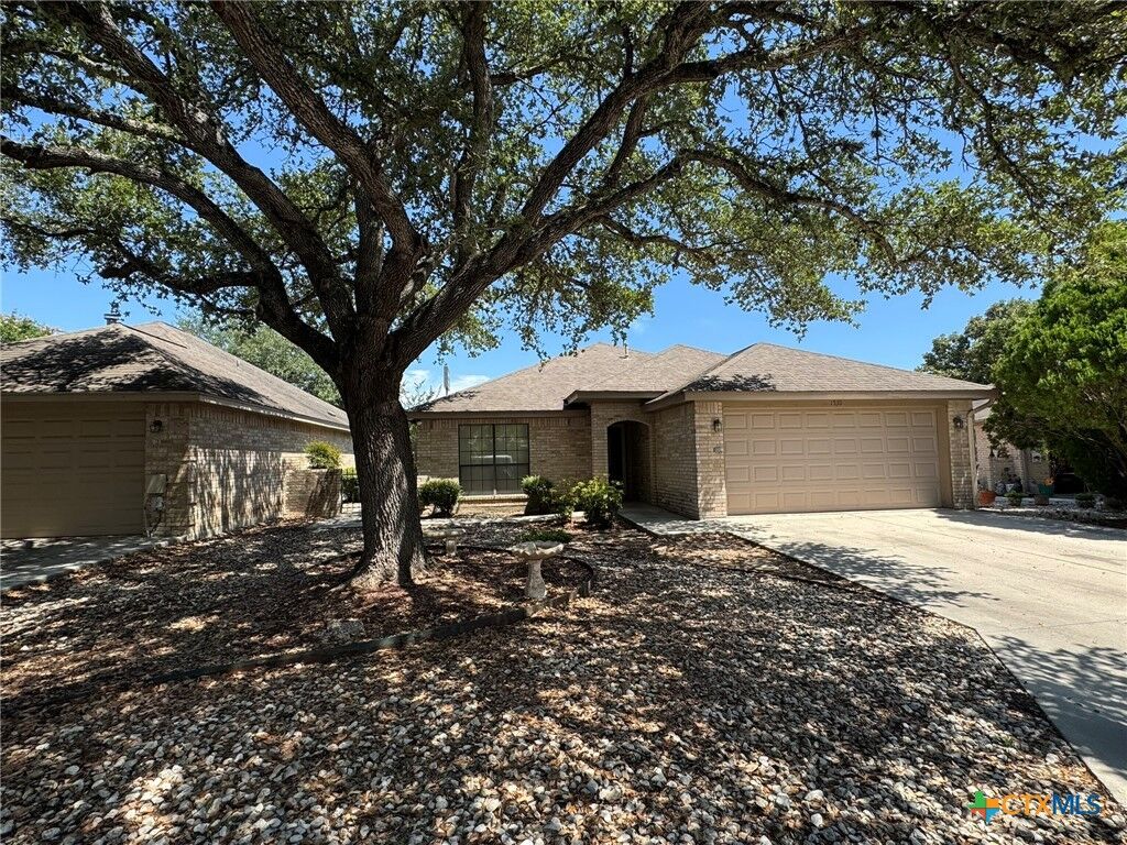 Property Photo:  1530 Eastridge Parkway  TX 78155 