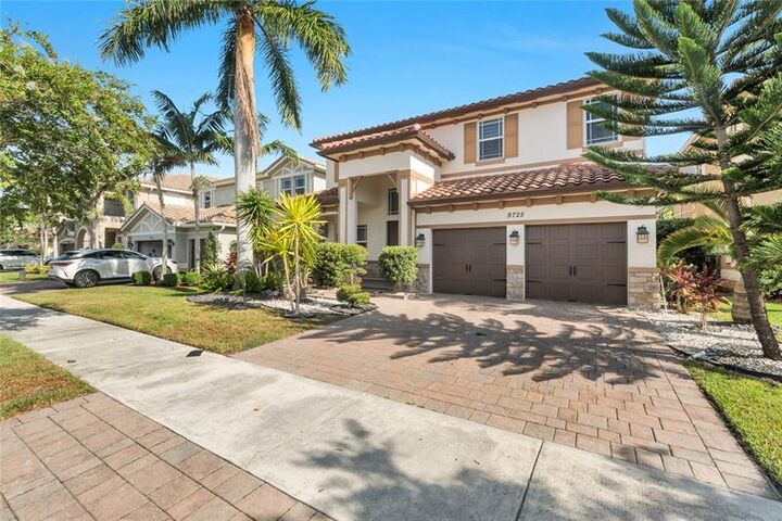 9725 Blue Isle Bay  Parkland FL 33076 photo
