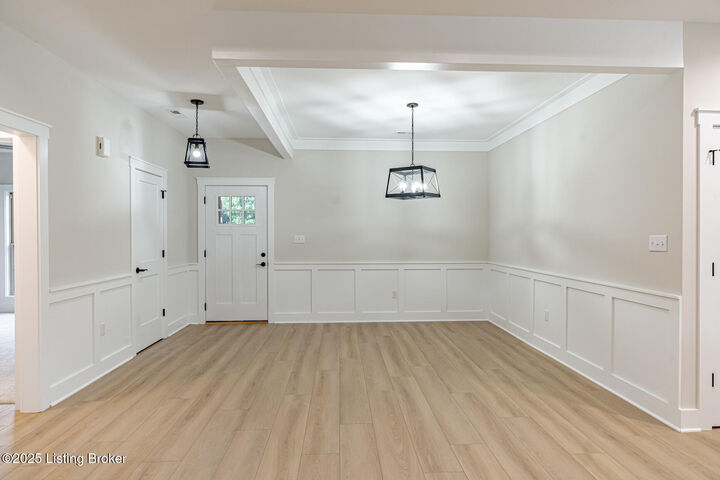 Property Photo:  71 Cherokee Dr  KY 40065 
