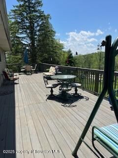 Property Photo:  240 Maple Drive  PA 18414 