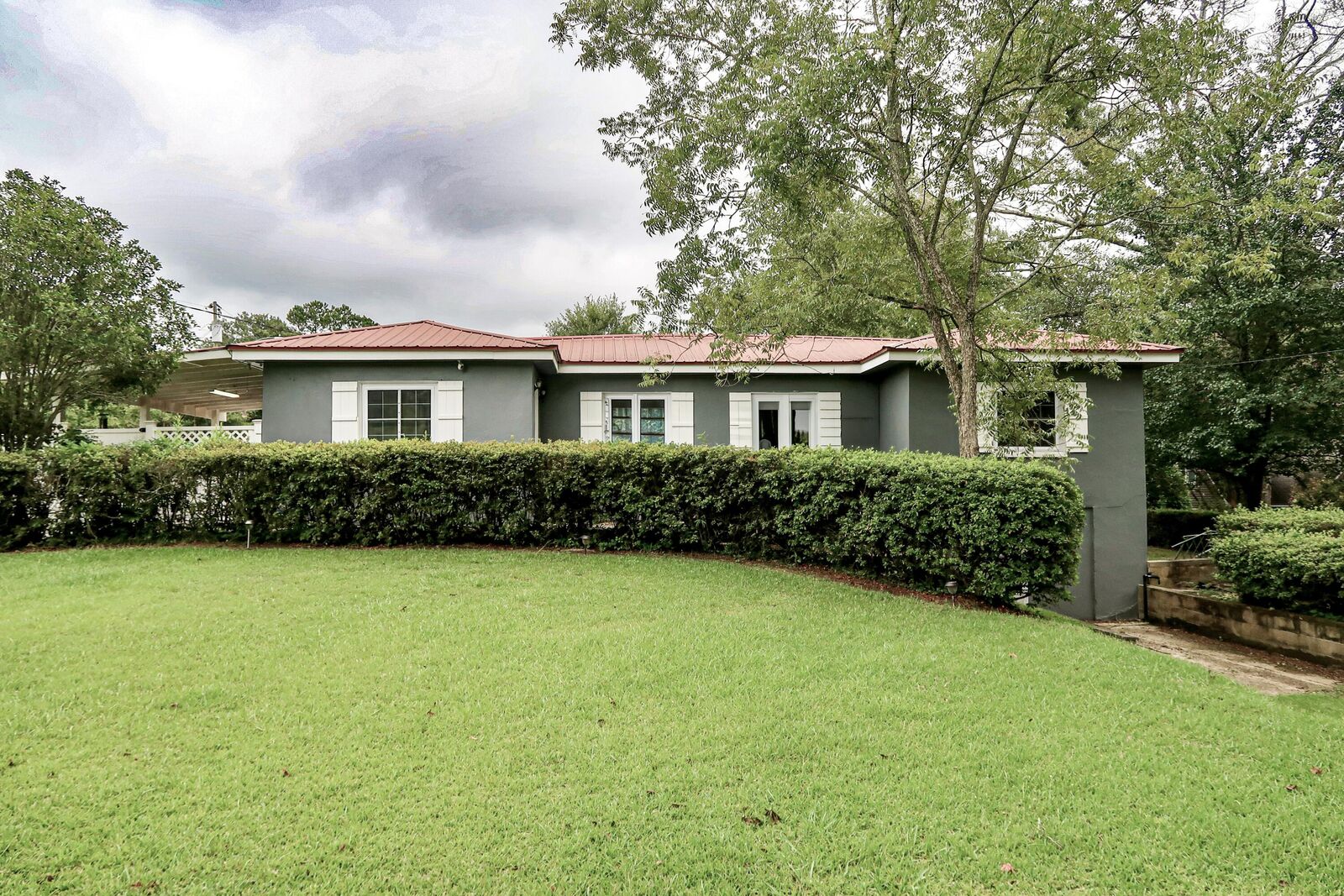 Property Photo: 2335 N 7th Ave. MS 39440