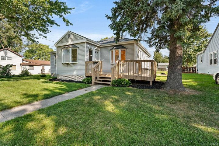Property Photo: 712 Washington St. IN 46733