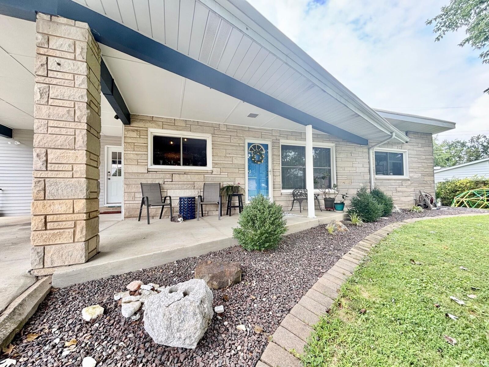 Property Photo:  403 Northwood Drive  IN 47421 