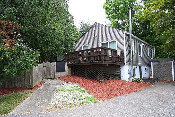 Property Photo: 3 New Castle Drive NY 10549