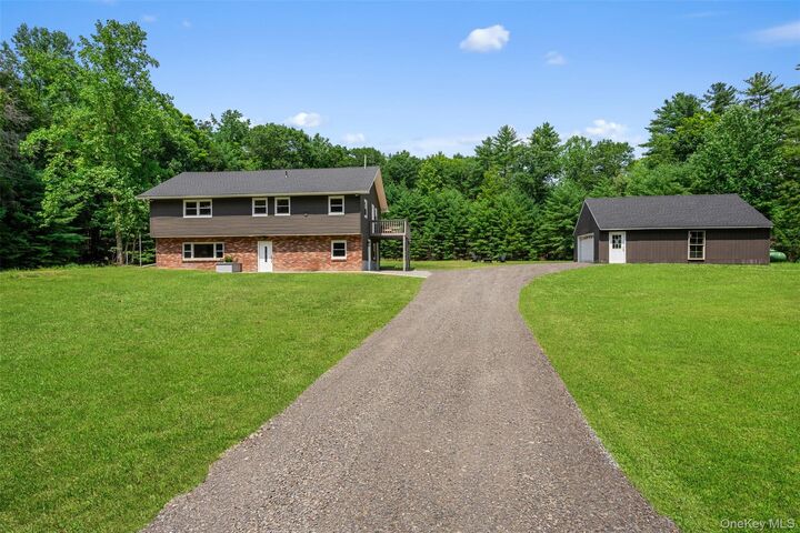 Property Photo:  297 Schwabie Turnpike  NY 12446