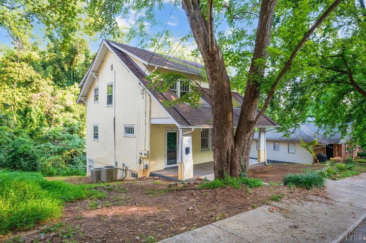 Property Photo:  7 Fredonia Avenue  VA 24503 
