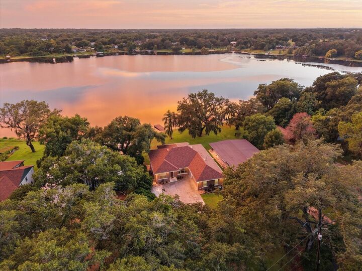 Property Photo:  286 Mileham Drive  FL 32835 