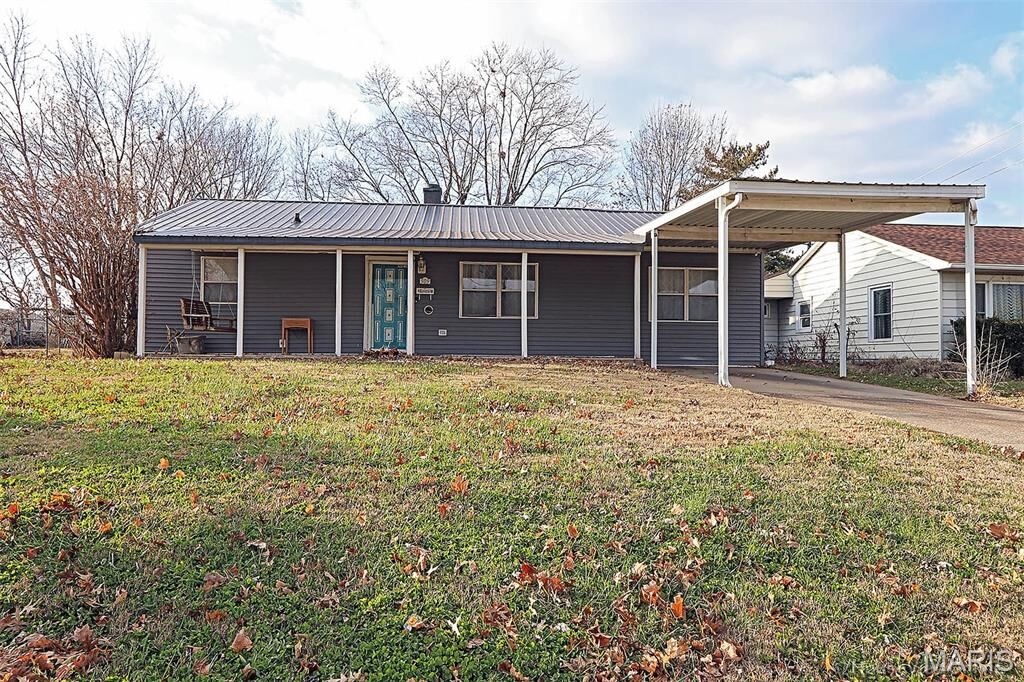 Property Photo:  509 Blanche Street  MO 63755 