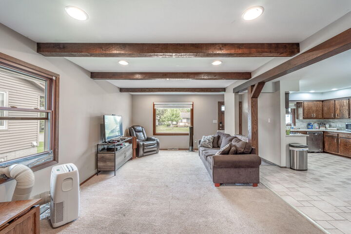 Property Photo:  3408 Oakwood Dr  WI 53406 