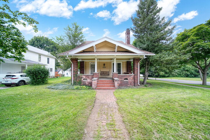 Property Photo: 900 2nd Street MI 49203
