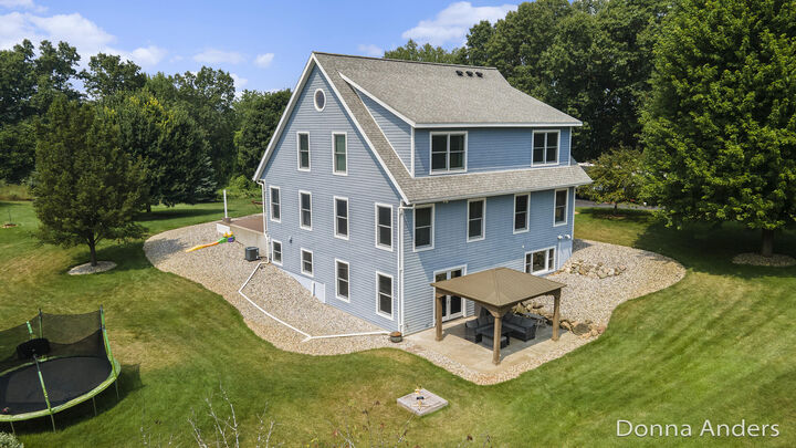 Property Photo:  6522 Skyridge Drive  MI 49306 