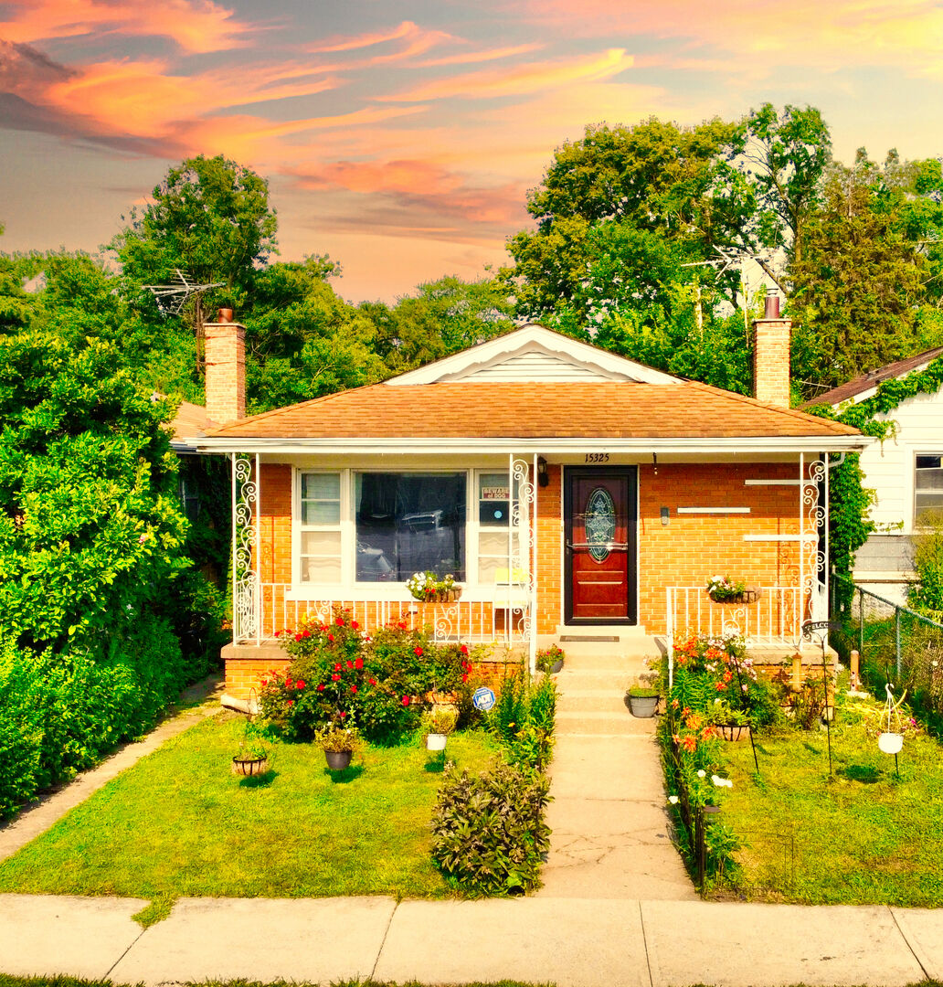 Property Photo:  15325 Lincoln Avenue  IL 60426 