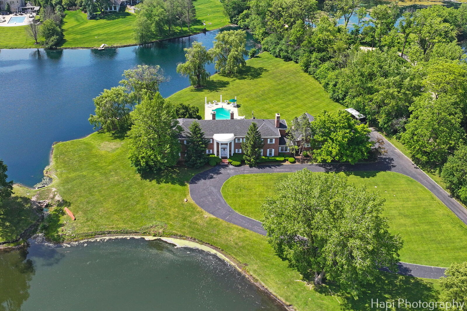 Property Photo:  7 3 Lakes Road  IL 60010 