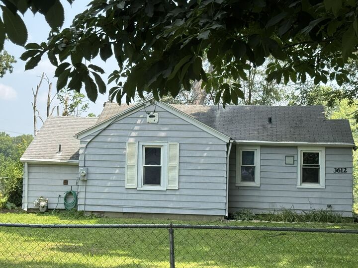 Property Photo: 3612 Algonquin Boulevard IL 61102