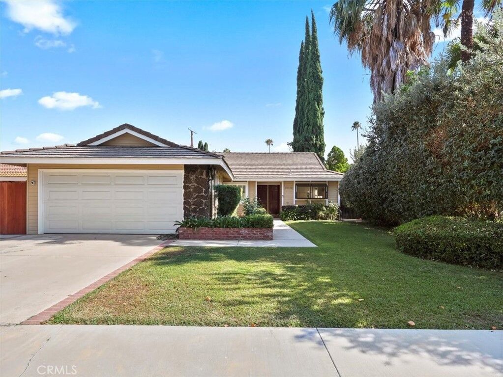Property Photo:  20020 Hemmingway Street  CA 91306 