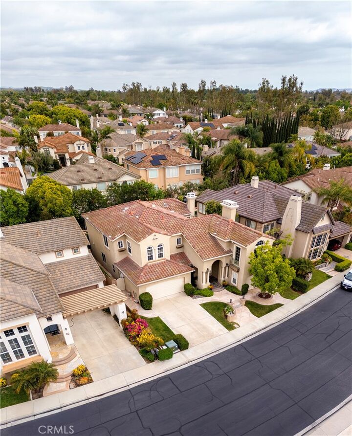 Property Photo:  10 Spring Grove  CA 92620 