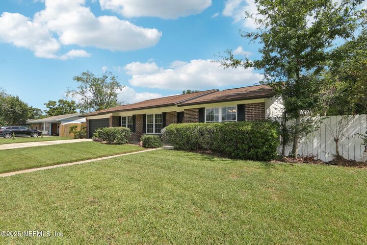 Property Photo:  1732 Papaya Drive N  FL 32073 