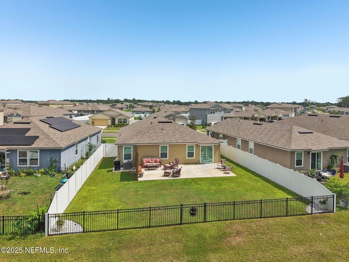 Property Photo: 2522 Oak Stream Drive FL 32043